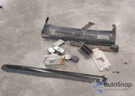 1988 Volkswagen Gti z USA, uszkodzony, nr VIN 9BWZZZ0ZJT020482